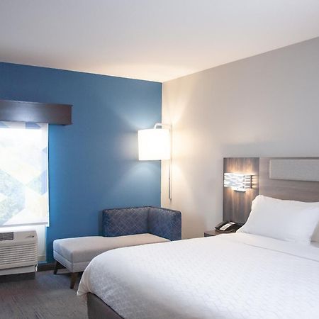 Holiday Inn Express & Suites Overland Park By Ihg Esterno foto