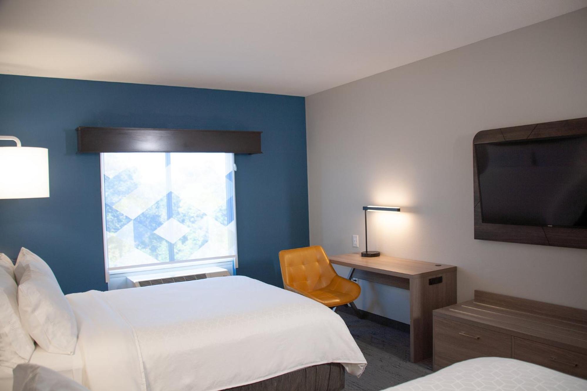 Holiday Inn Express & Suites Overland Park By Ihg Esterno foto