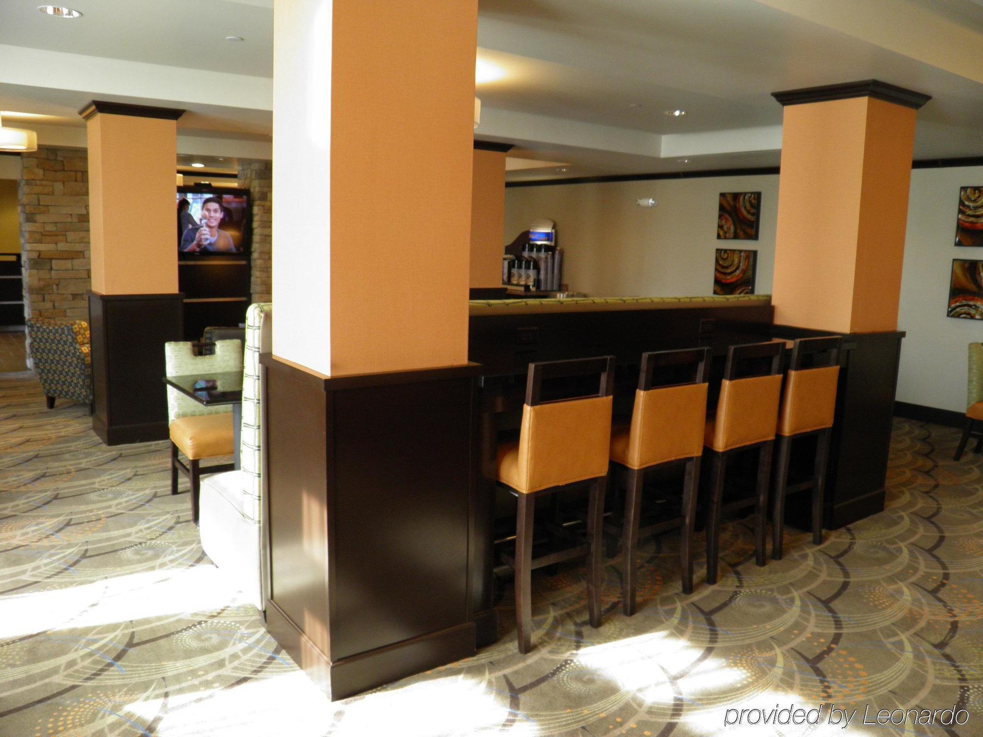 Holiday Inn Express & Suites Overland Park By Ihg Esterno foto