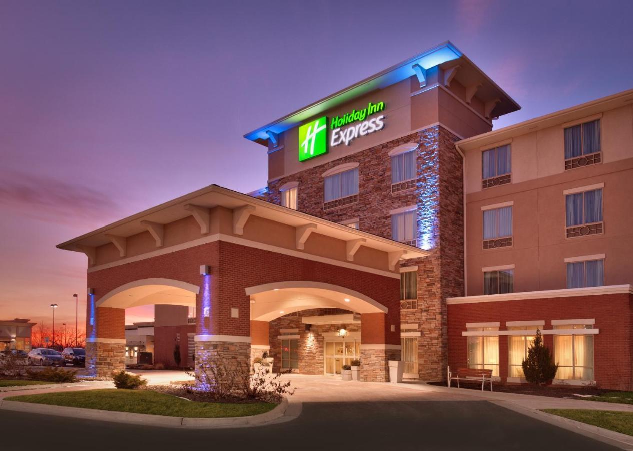 Holiday Inn Express & Suites Overland Park By Ihg Esterno foto