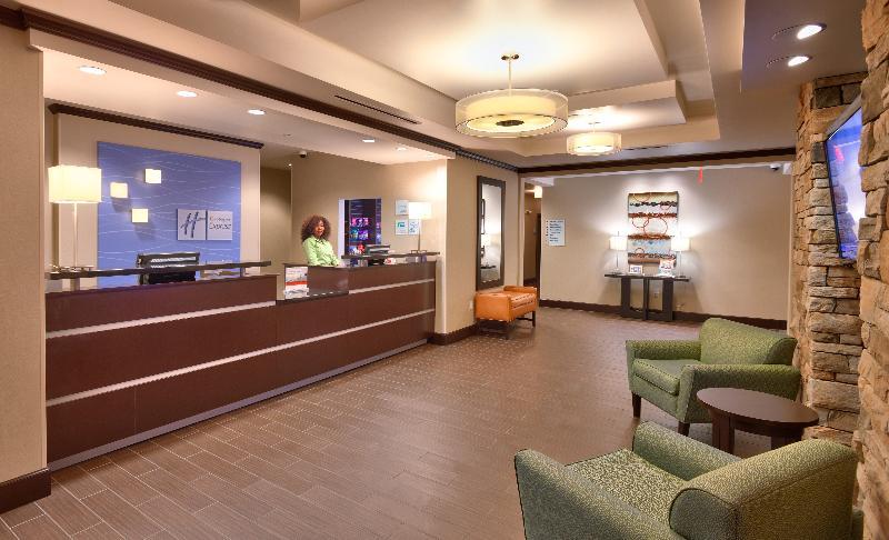 Holiday Inn Express & Suites Overland Park By Ihg Esterno foto